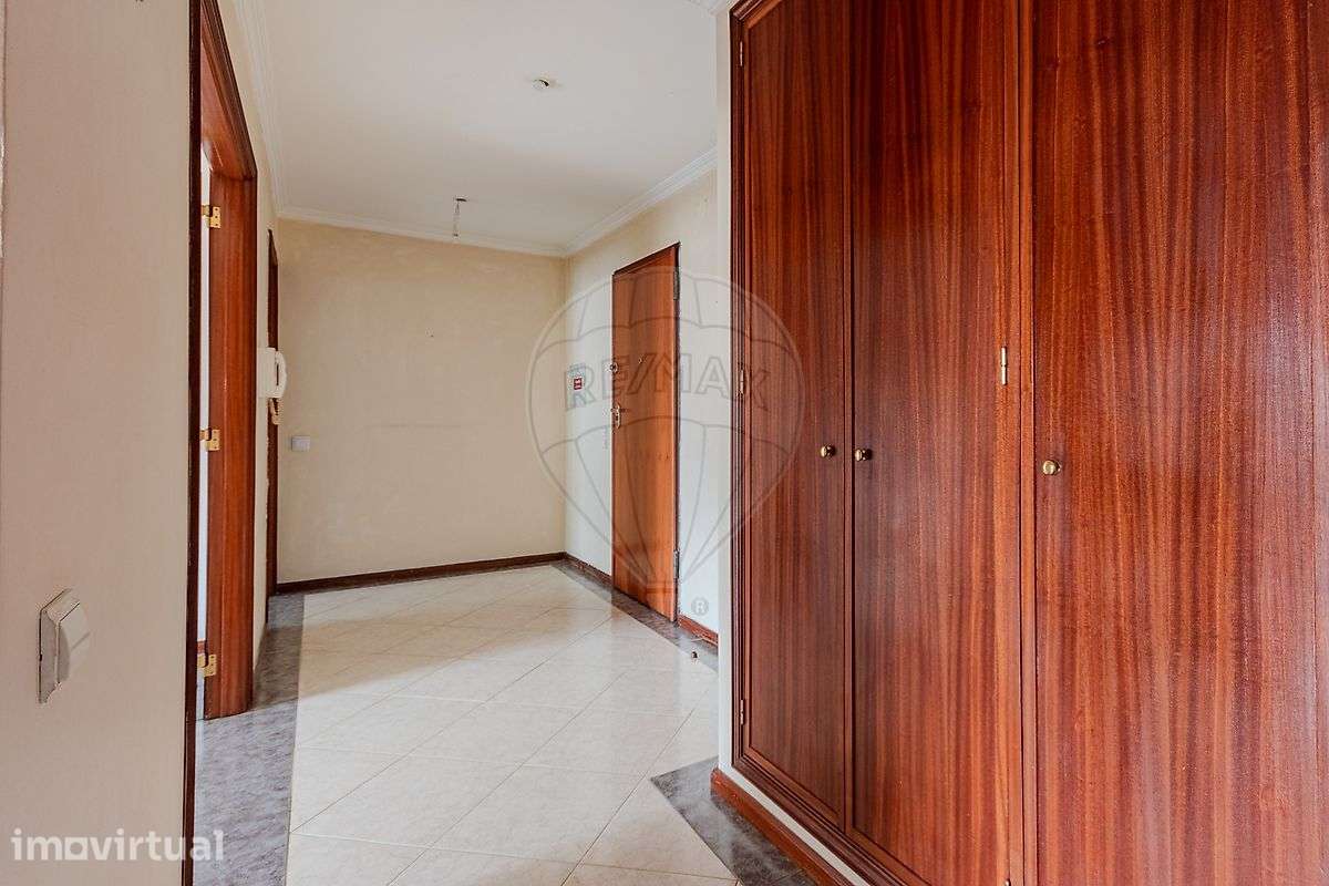 Apartamento T1 para venda - Grande imagem: 2/22