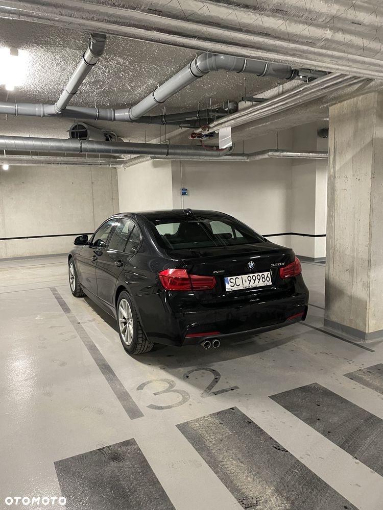 BMW Seria 3 320d xDrive - 2