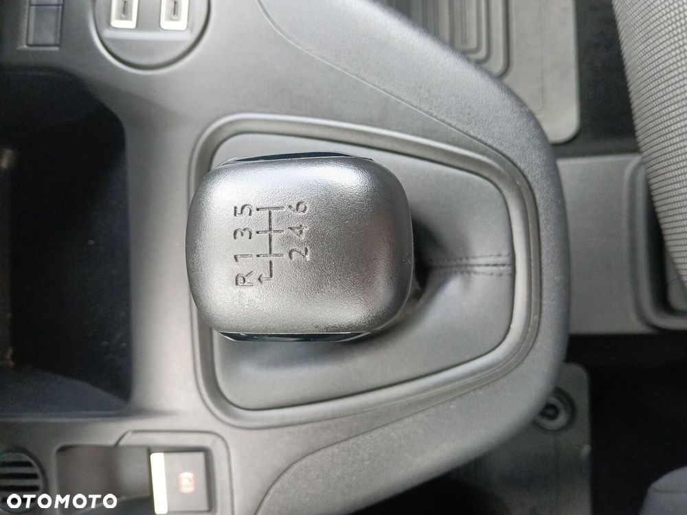 Toyota PROACE CITY - 19