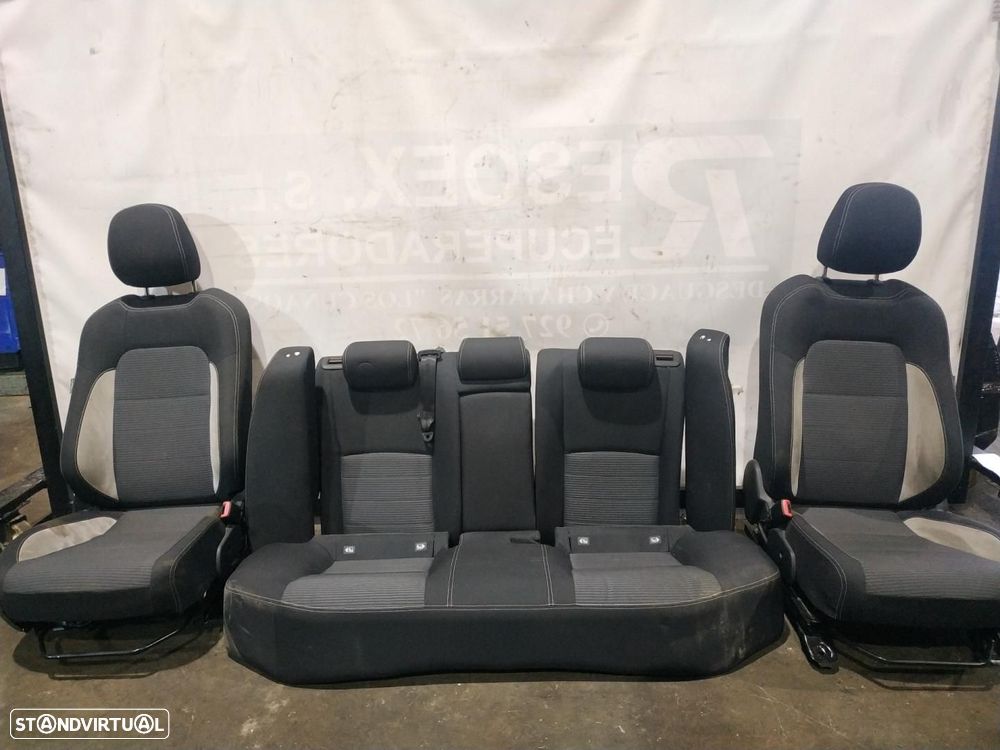 CONJUNTO COMPLETO DE BANCOS TOYOTA AVENSIS T27 - 1