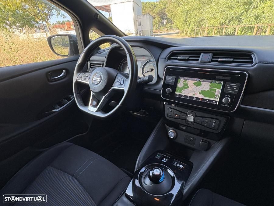 Nissan Leaf N-Connecta - 23