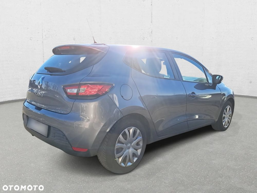 Renault Clio 1.2 16V Alize - 6