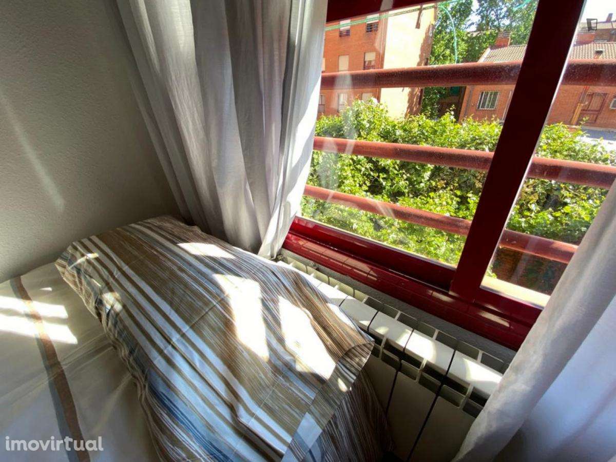 Quarto - localizado em Amadora Lisbon - Grande imagem: 2/25