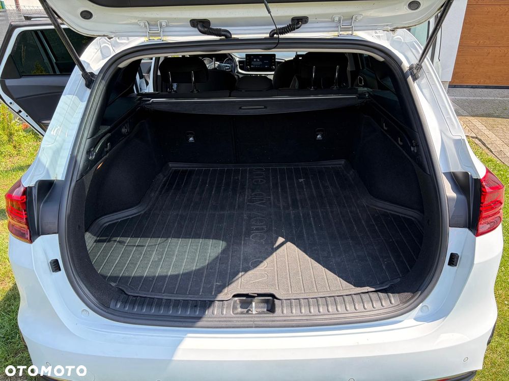 Kia Ceed 1.0 T-GDI M - 12