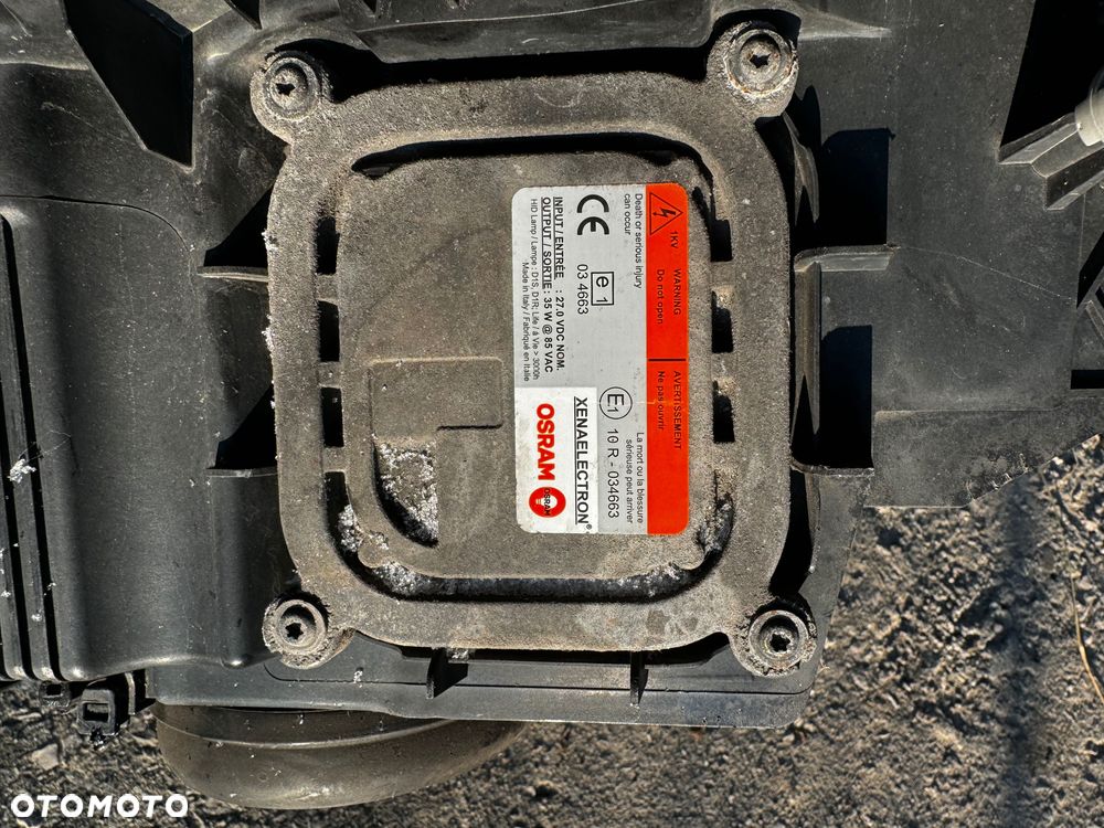 Prawa Lampa Renault Gama T KOMPLETNA - 2