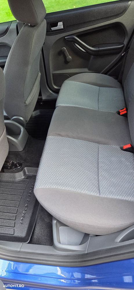 Ford Focus - 14