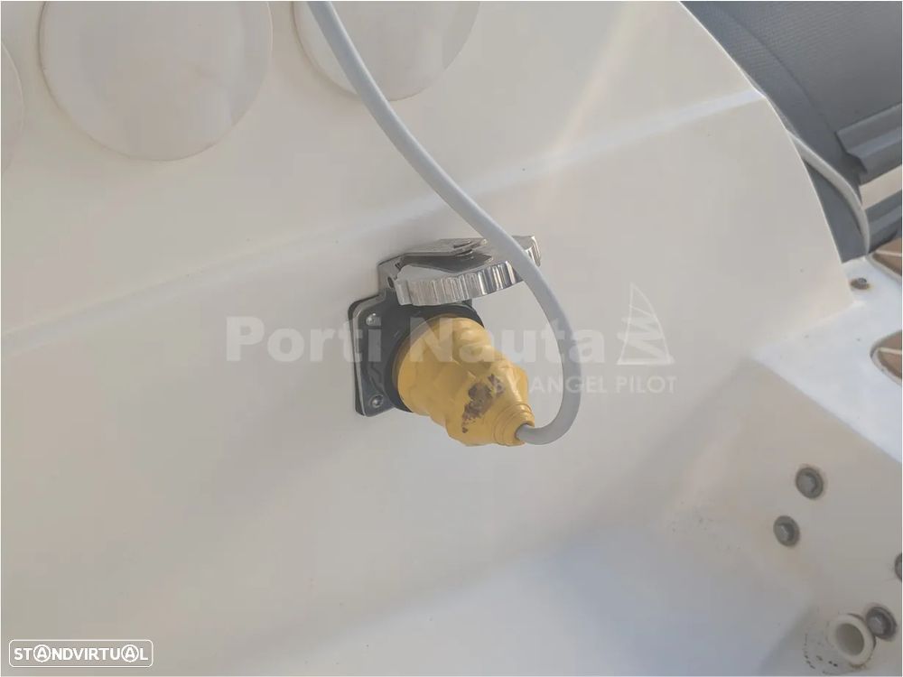 Capelli Tempest 850 Open - 25