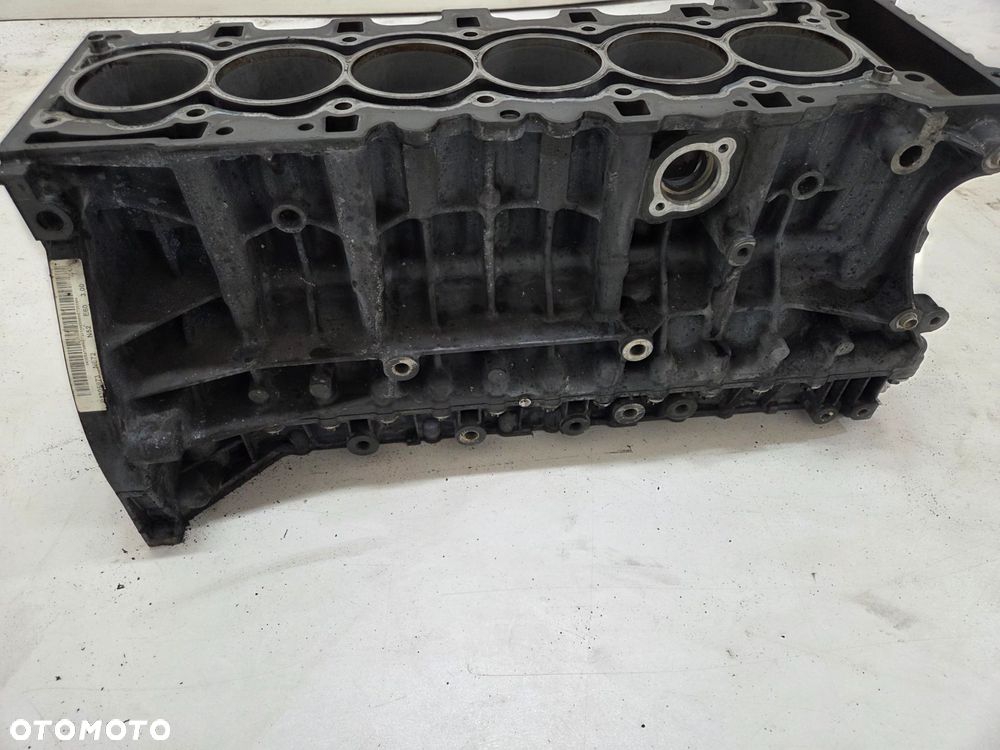 BLOK SILNIKA BMW E60 E61 N52B30A OE 7539322 - 2