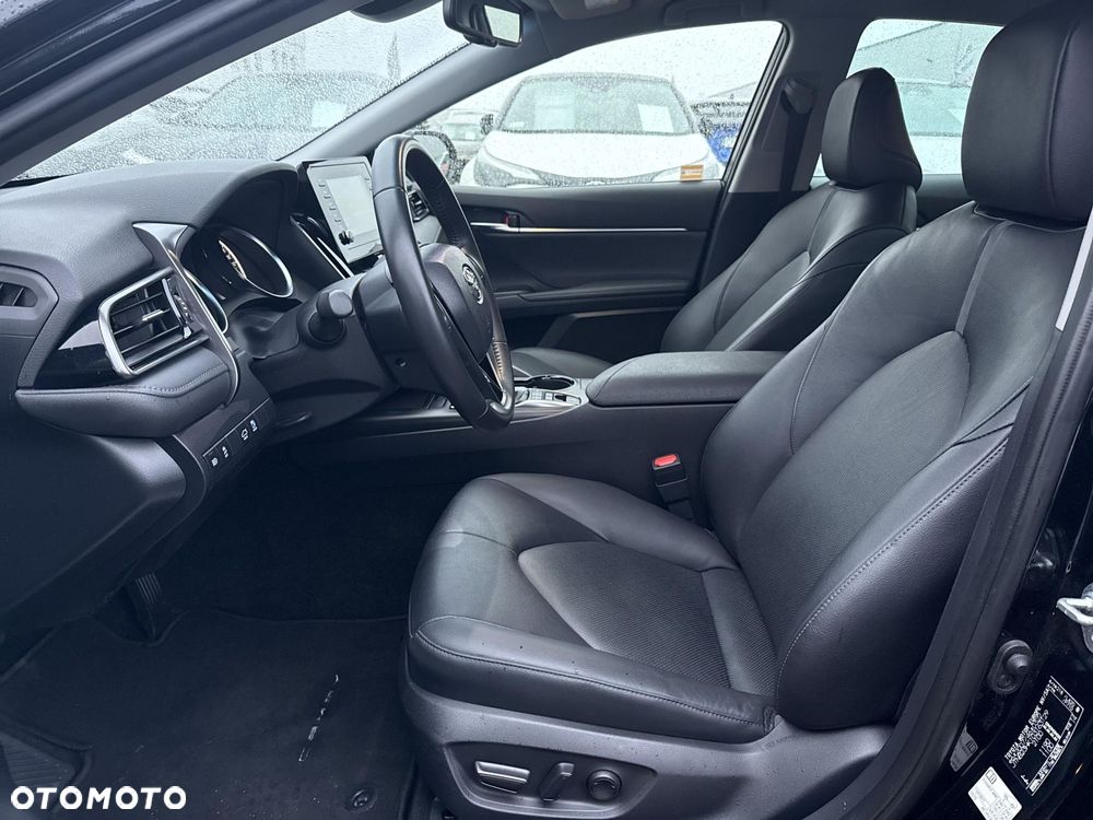 Toyota Camry 2.5 Hybrid Comfort CVT - 15