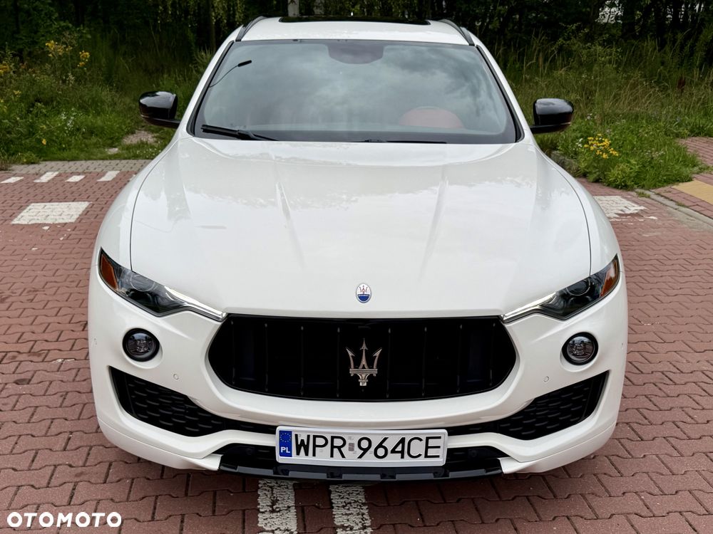 Maserati Levante - 2