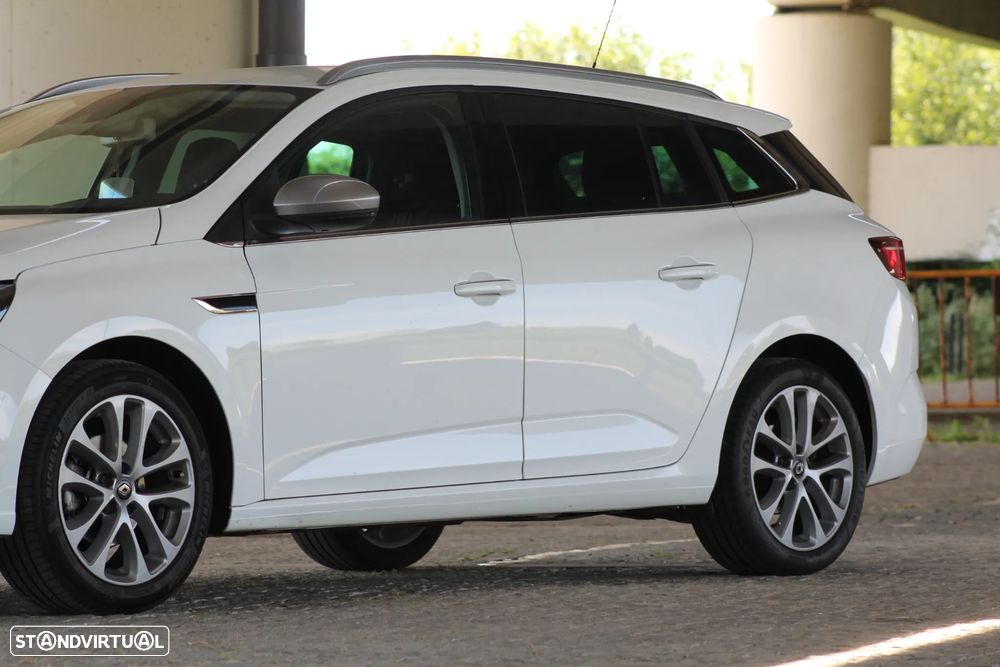 Renault Mégane Sport Tourer 1.3 TCe GT Line - 17