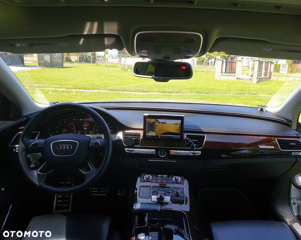 Audi A8 4.0 TFSI cylinder on demand quattro tiptronic Lang - 24