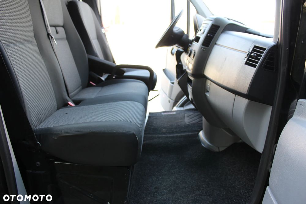 Mercedes-Benz Sprinter - 18