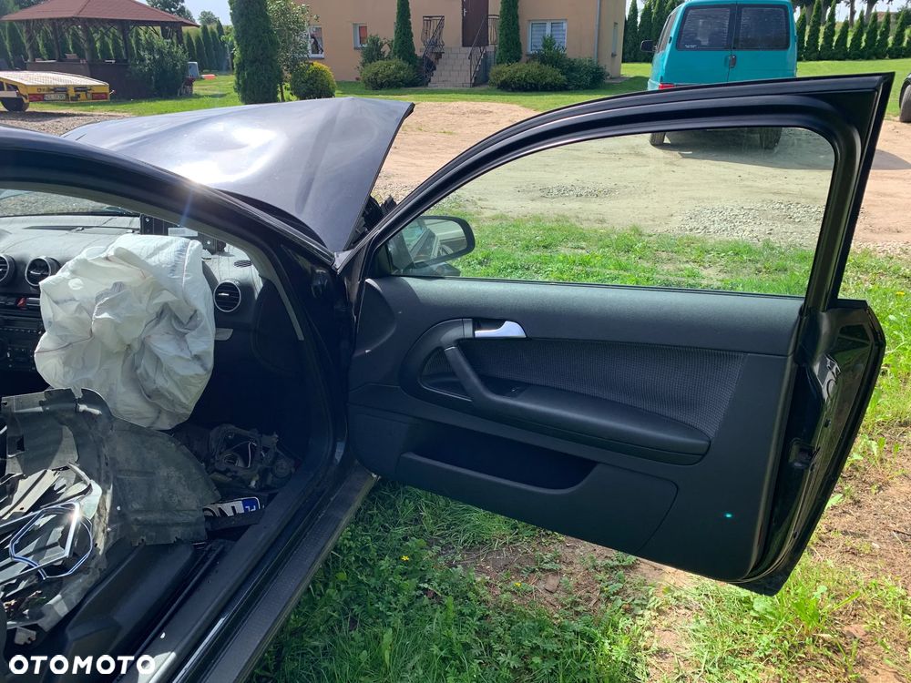 Audi A3 3-drzwiowe 1.6 Ambiente - 10