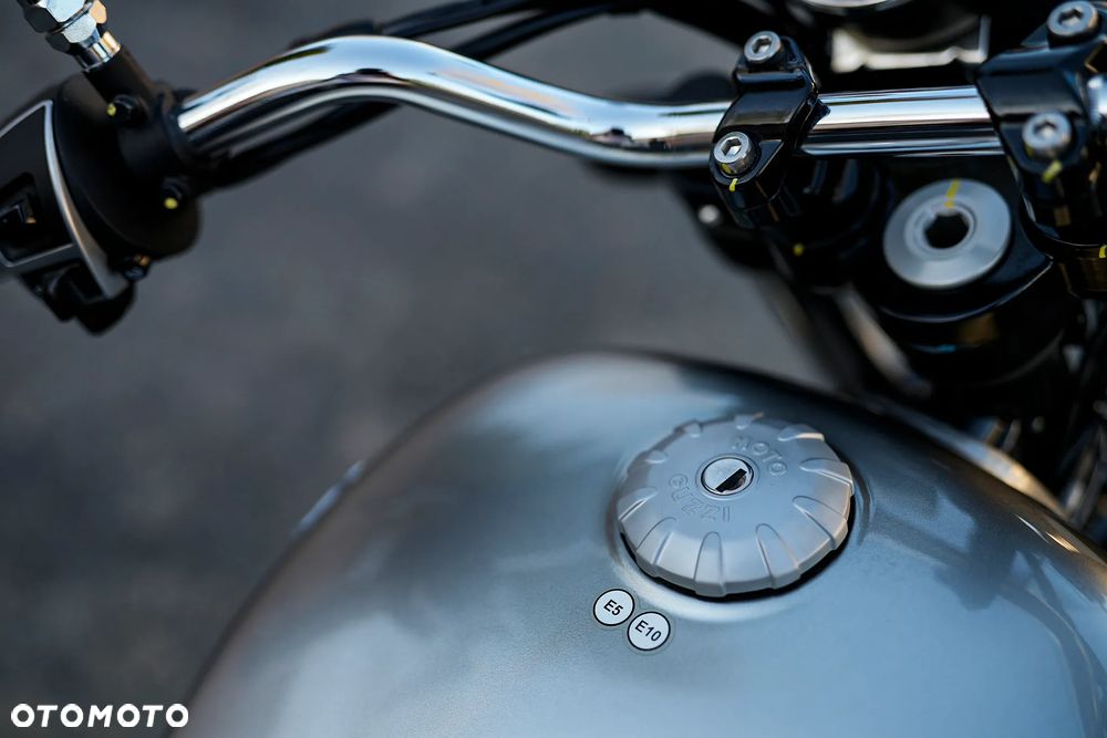 Moto Guzzi V9 - 26