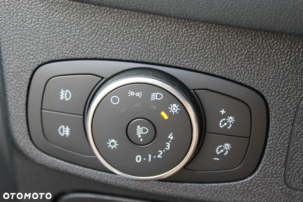 Ford Focus 1.5 EcoBlue Start-Stopp-System ST-LINE - 33