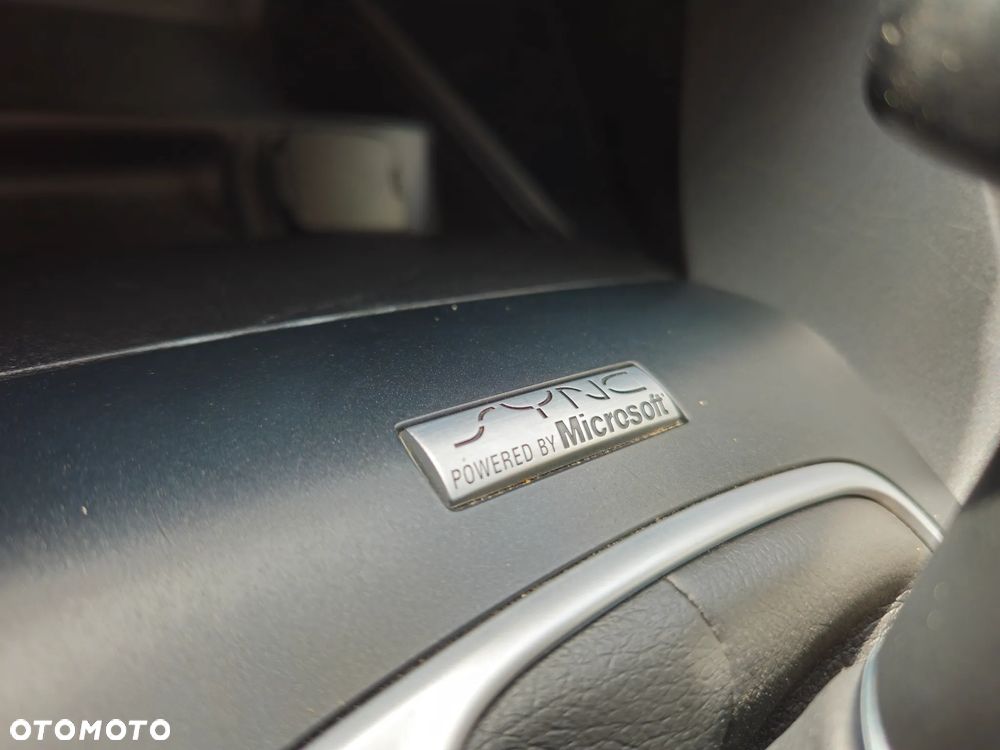 Ford Mondeo 2.0 TDCi Titanium PowerShift - 28
