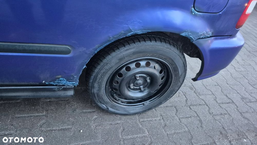 Honda Civic 1.4i - 12