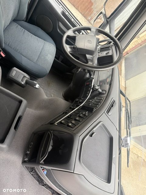 Volvo FM 330 6x2 Skrzynia 9M - 6