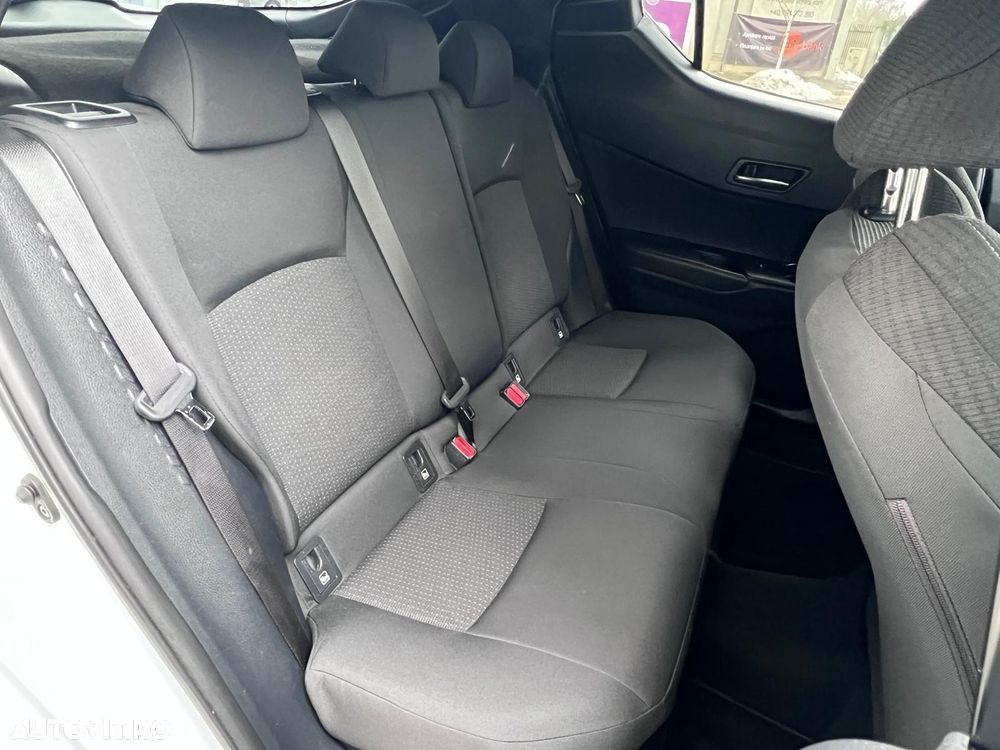 Toyota C-HR - 20