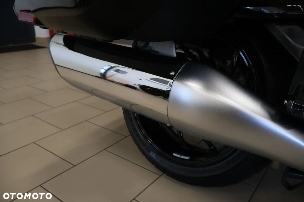 BMW K - 18