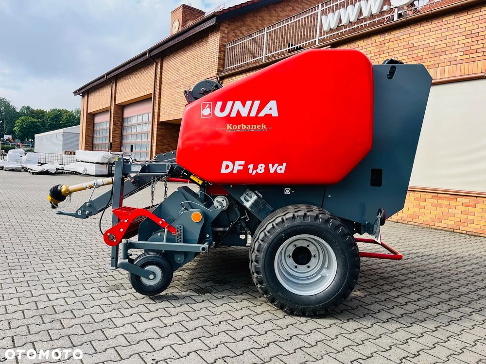 Unia Prasa stałokomorowa walcowo-łańcuchowa DF 120 1,8 VD - 10