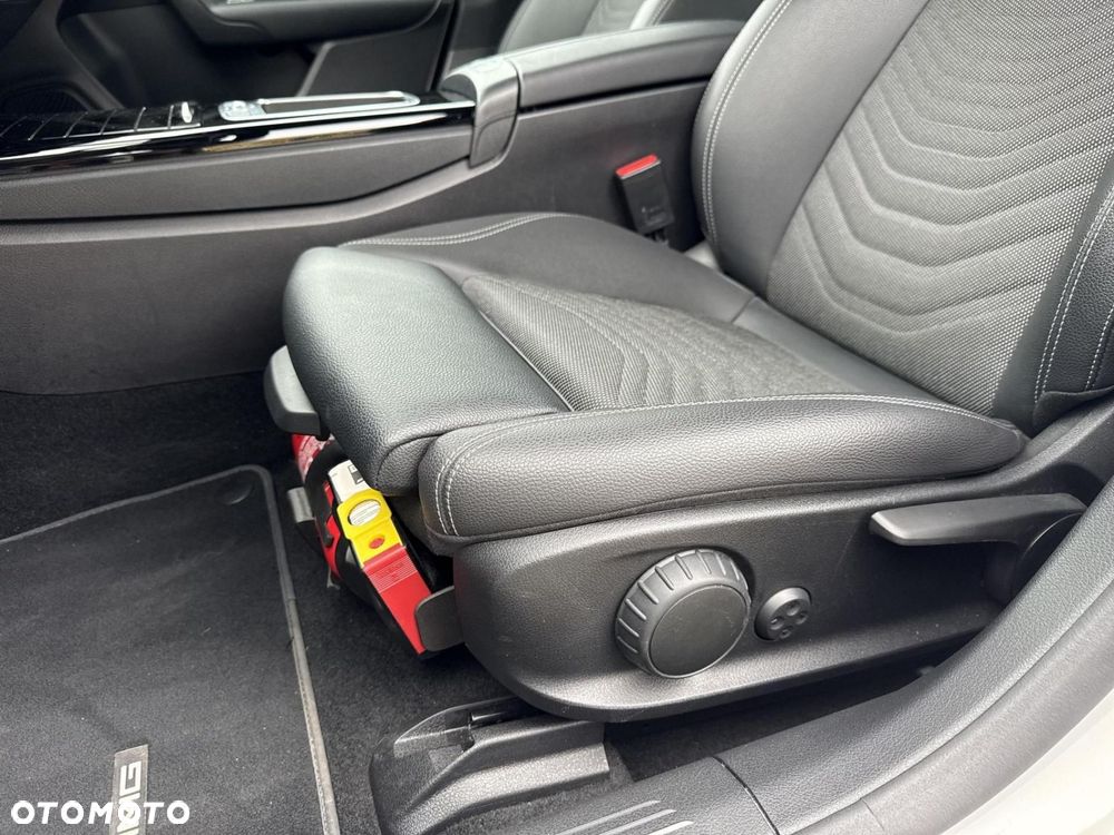 Mercedes-Benz CLA - 10