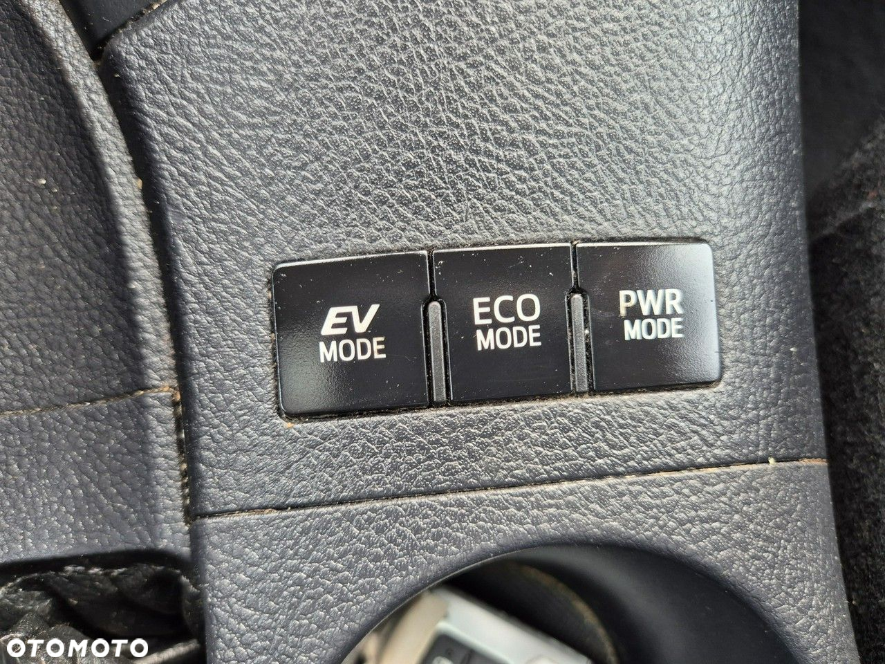 Toyota Auris - 12