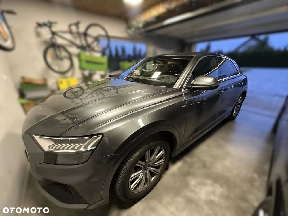 Audi Q8 2021 photo 4
