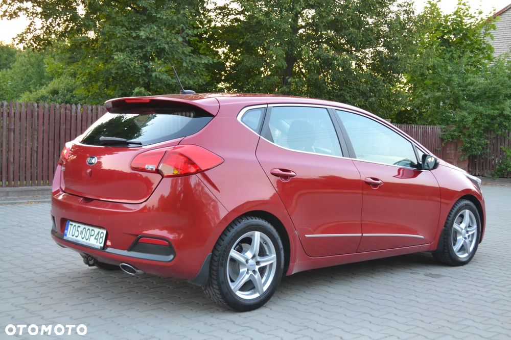 Kia Ceed 1.6 GDI Platinum Edition - 4
