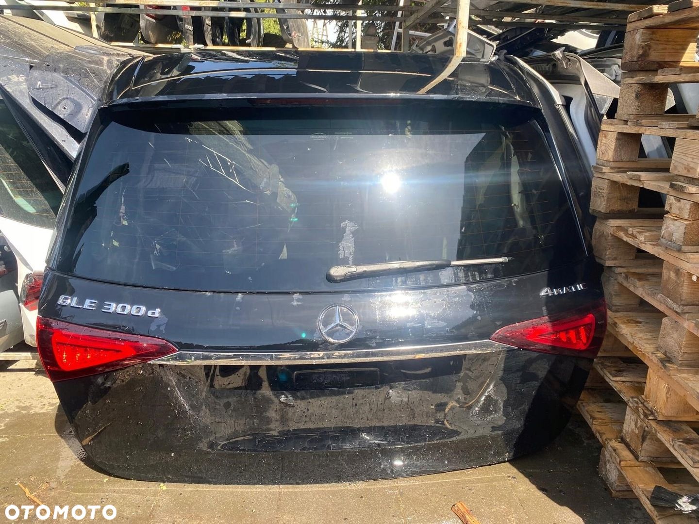 KLAPA TYLNA LAMPY MERCEDES GLE 167 SUV - 1