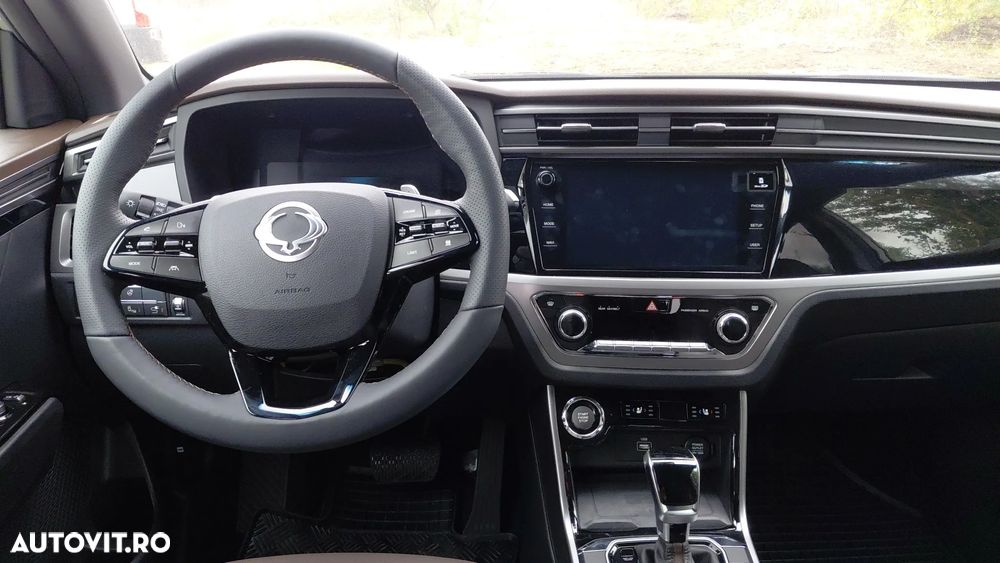 KG Mobility Korrando - 13