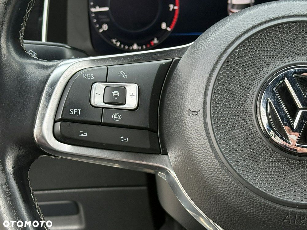 Volkswagen Golf 1.5 TSI EVO R-Line - 12