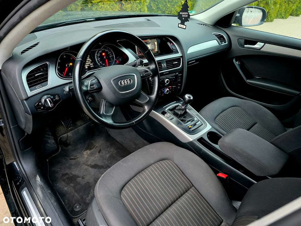 Audi A4 Avant 2.0 TDI DPF Ambiente - 13