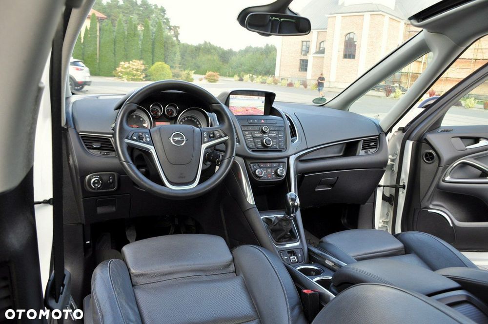 Opel Zafira - 29
