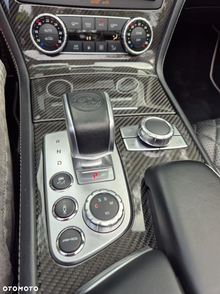 Mercedes-Benz SL 63 AMG AMG Speedshift 7G-MCT 2LOOK Edition - 24