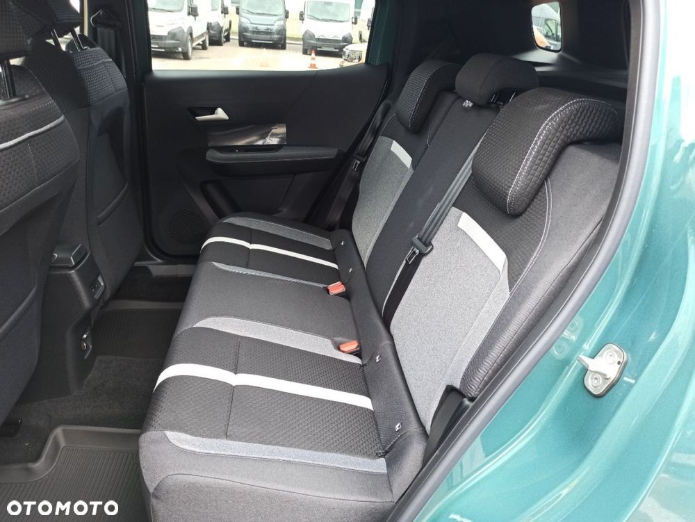 Opel Frontera - 11