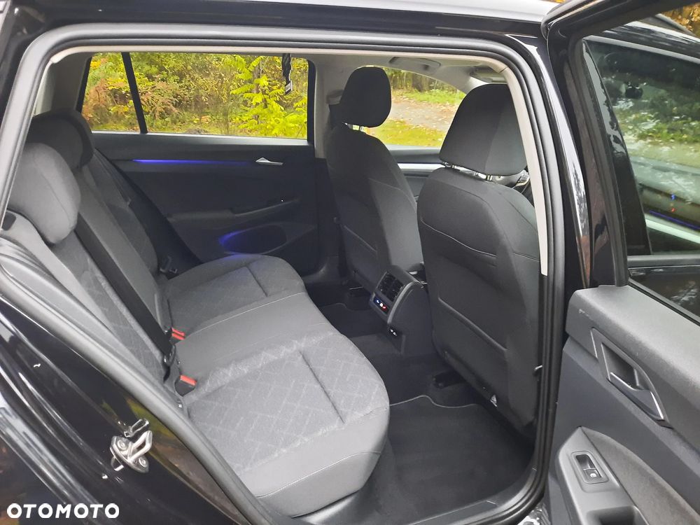Volkswagen Golf - 18