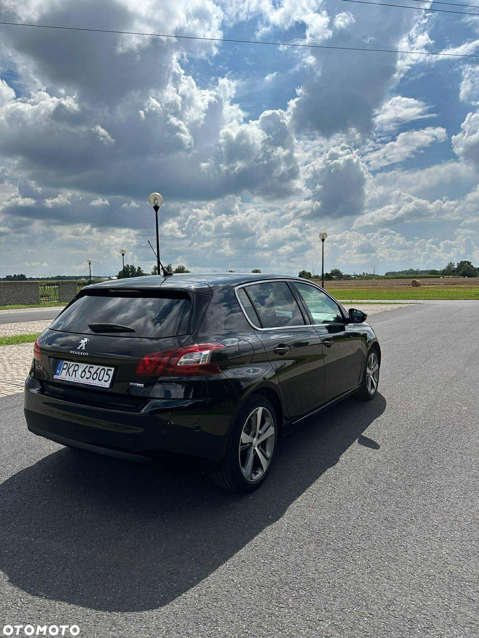 Peugeot 308 1.2 PureTech Allure S&S - 4