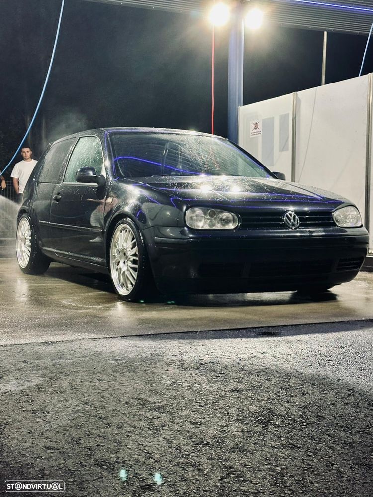 VW Golf - 6