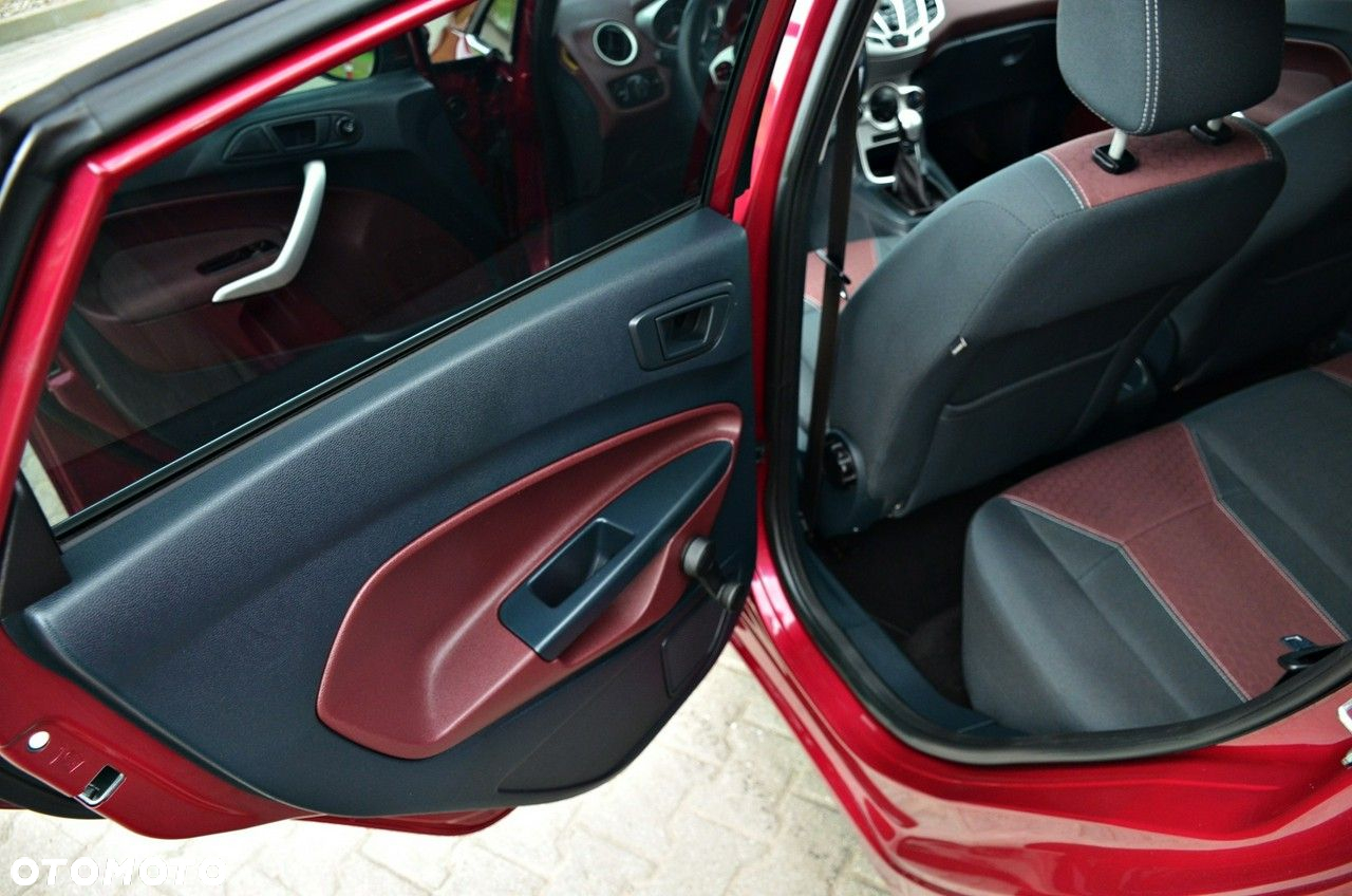 Ford Fiesta - 19