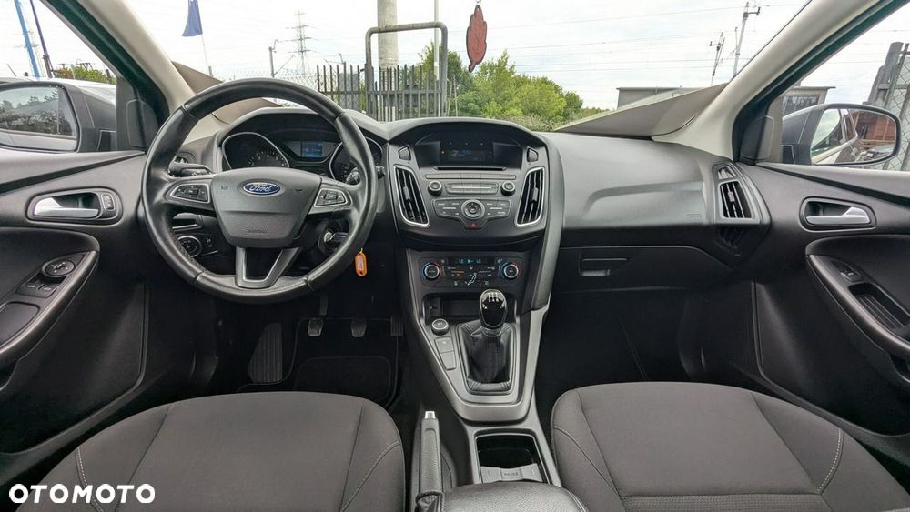 Ford Focus - 19