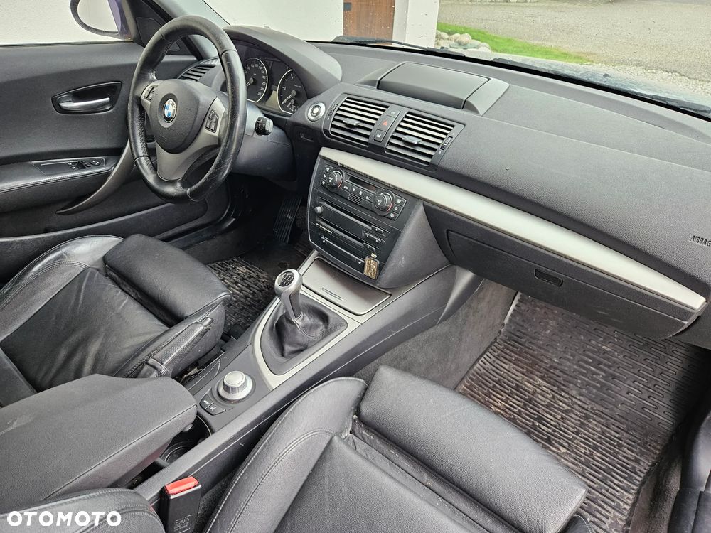 BMW Seria 1 118d - 23