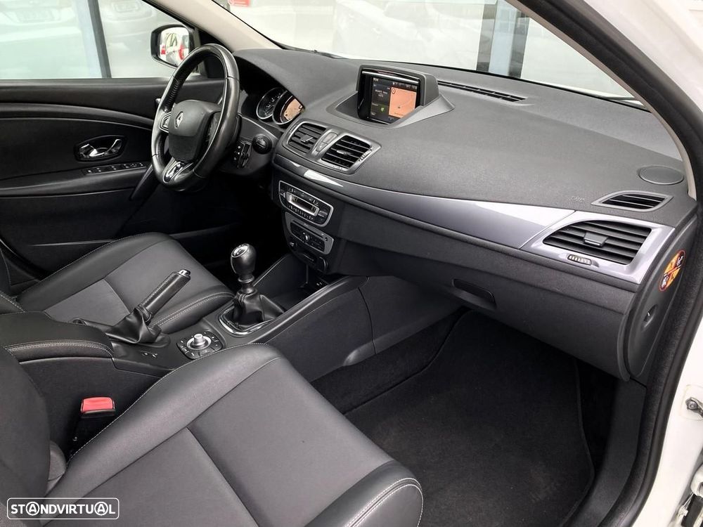 Renault Mégane Sport Tourer 1.5 dCi Dynamique S SS - 11