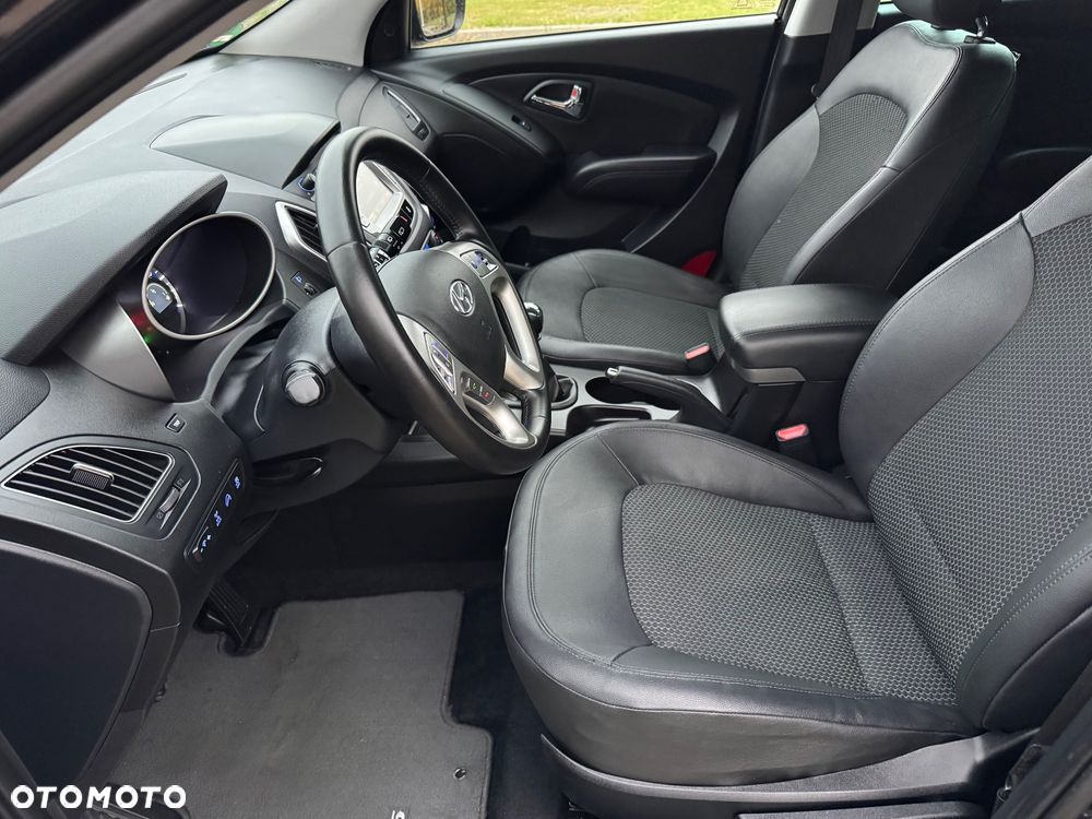 Hyundai ix35 2.0 CRDi 4WD Premium - 16