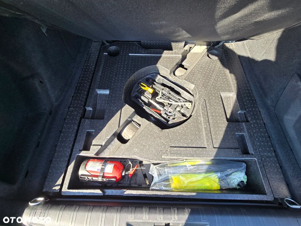 Peugeot 308 1.6 HDi Access - 37