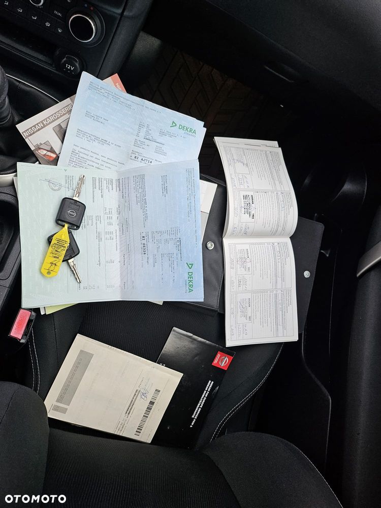 Nissan Qashqai 2.0 360 - 28