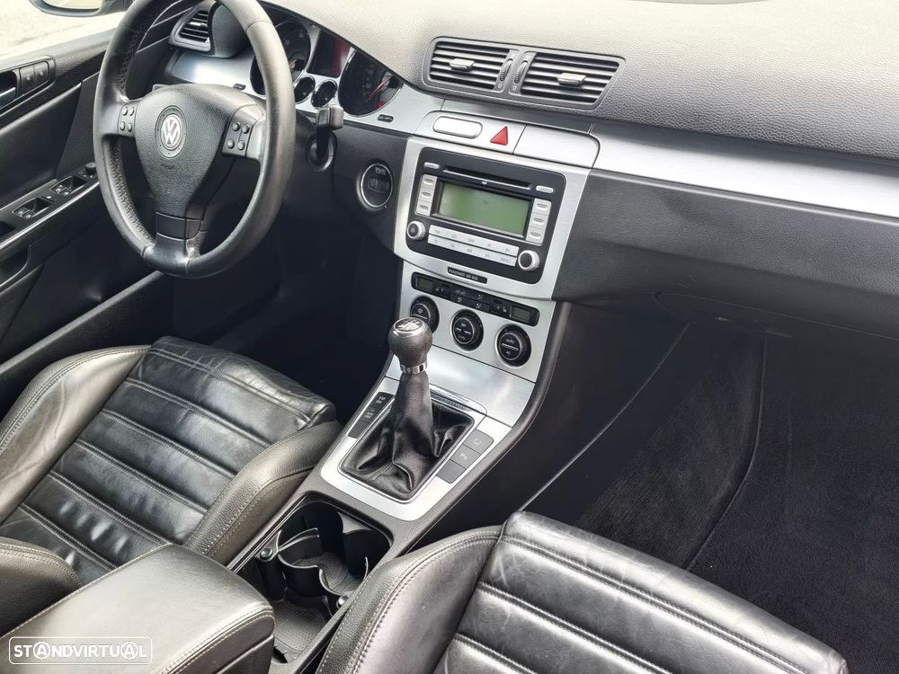 VW Passat - 12