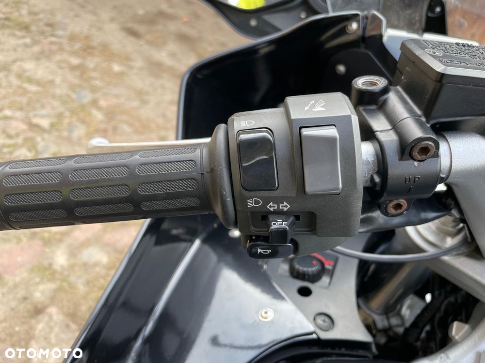 Yamaha FJR - 10