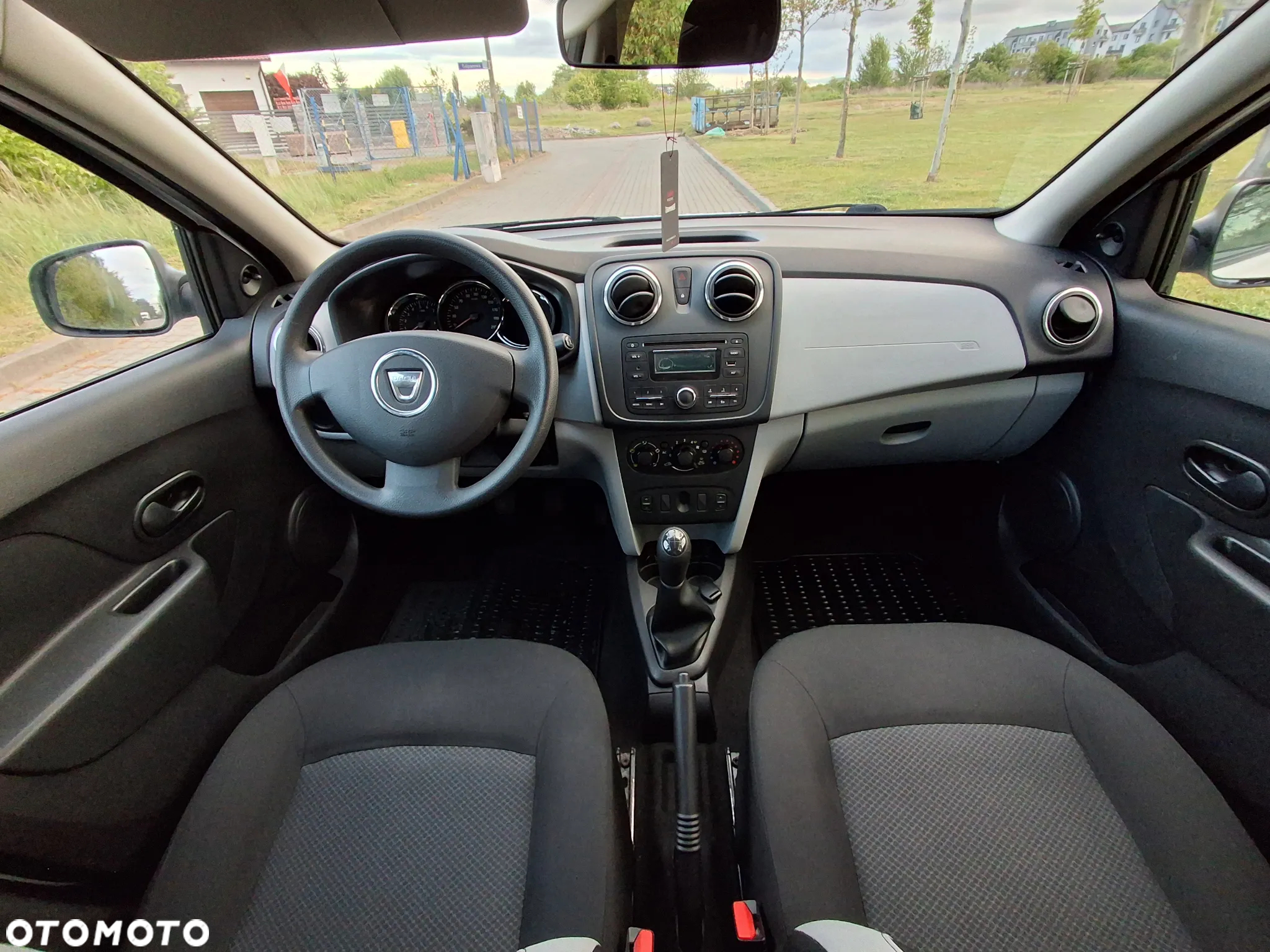 Dacia Sandero TCe 90 Celebration - 29